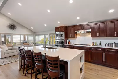 88 S Moss Hill Dr E, Bountiful, UT 84010 - Photo 11