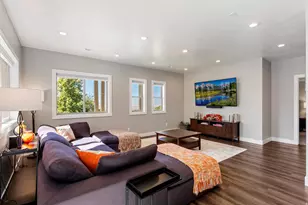 88 S Moss Hill Dr E, Bountiful, UT 84010 - Photo 27