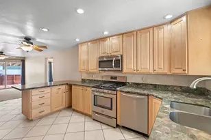 6471 S Bluemont Dr, Taylorsville, UT 84123 - Photo 11