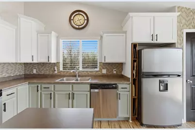 1129 Davenport Dr, Grantsville, UT 84029 - Photo 19