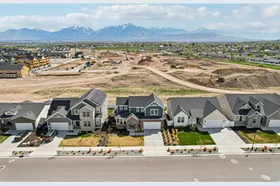 12927 S Twisted Oak Dr, Herriman, UT 84096 - Photo 1