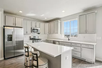 12927 S Twisted Oak Dr, Herriman, UT 84096 - Photo 7