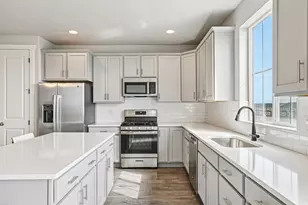 12927 S Twisted Oak Dr, Herriman, UT 84096 - Photo 7