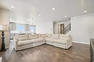 12927 S Twisted Oak Dr, Herriman, UT 84096 - Photo 5