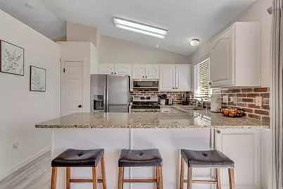 1493 W Pebblecreek Dr, Layton, UT 84041 - Photo 9