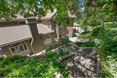 5757 S Holladay Blvd E, Holladay, UT 84121 - Photo 51