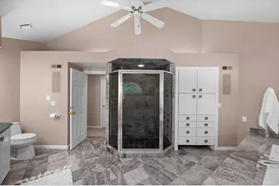 5757 S Holladay Blvd E, Holladay, UT 84121 - Photo 39