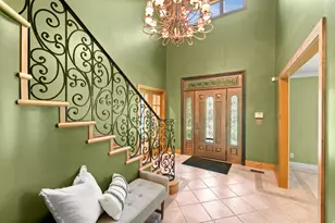 5757 S Holladay Blvd E, Holladay, UT 84121 - Photo 5