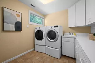 5757 S Holladay Blvd E, Holladay, UT 84121 - Photo 31