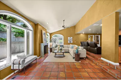 5757 S Holladay Blvd E, Holladay, UT 84121 - Photo 23