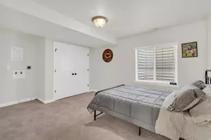 2195 S Betsy Way, Kaysville, UT 84037 - Photo 23