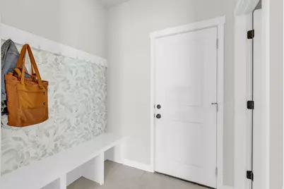 2195 S Betsy Way, Kaysville, UT 84037 - Photo 11