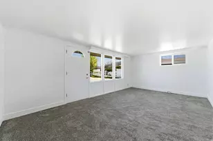 566 Miller Ave, Layton, UT 84041 - Photo 7