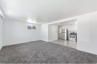 566 Miller Ave, Layton, UT 84041 - Photo 5