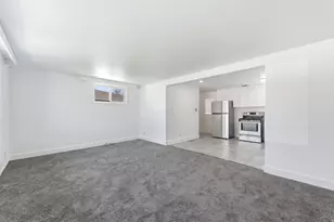 566 Miller Ave, Layton, UT 84041 - Photo 5