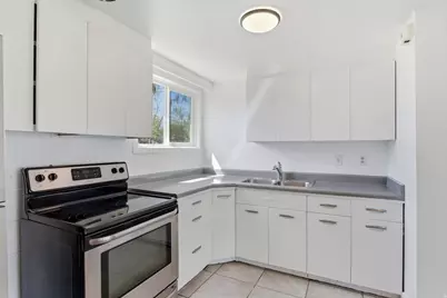 566 Miller Ave, Layton, UT 84041 - Photo 3