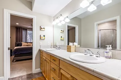 3252 Sunset Hollow Dr, Bountiful, UT 84010 - Photo 35