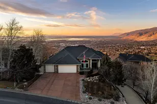 3252 Sunset Hollow Dr, Bountiful, UT 84010 - Photo 3