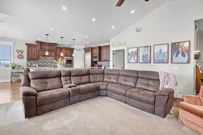 3085 N Bronzewood Cir N #26, Erda, UT 84074 - Photo 13