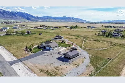 3085 N Bronzewood Cir N #26, Erda, UT 84074 - Photo 5