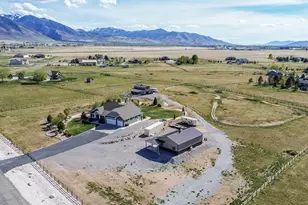3085 N Bronzewood Cir N, Erda, UT 84074 - Photo 5