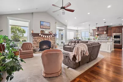 3085 N Bronzewood Cir N #26, Erda, UT 84074 - Photo 11