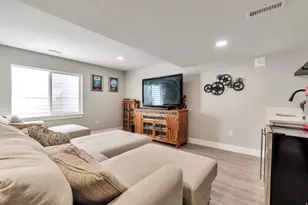 253 W Quartz Rd, Tooele, UT 84074 - Photo 23