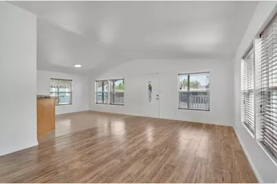 4668 S Mount Baldy W, Taylorsville, UT 84123 - Photo 5