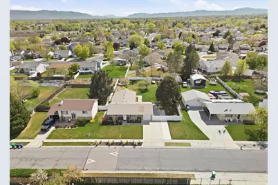 2393 W Bueno Vista Dr, West Jordan, UT 84088 - Photo 21