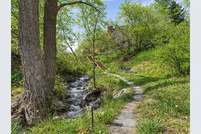 2092 E 11270 S, Sandy, UT 84092 - Photo 5