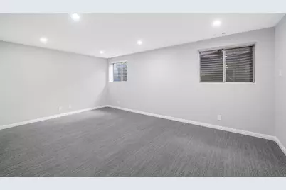 8965 S Quail Run Dr E, Sandy, UT 84093 - Photo 25