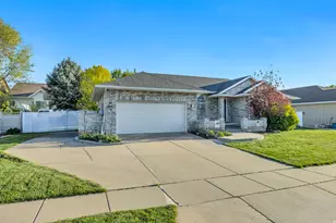 65 W 850 S, Centerville, UT 84014 - Photo 37