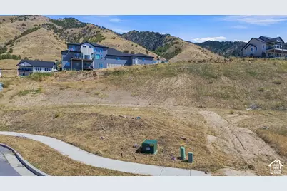 730 E 400 N #13, Providence, UT 84332 - Photo 7
