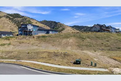 730 E 400 N #13, Providence, UT 84332 - Photo 3