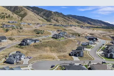 730 E 400 N #13, Providence, UT 84332 - Photo 21