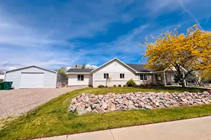 412 W Center St, Blanding, UT 84511 - Photo 1