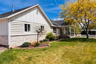 412 W Center St, Blanding, UT 84511 - Photo 3