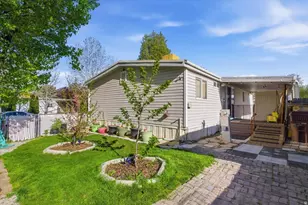 244 E Crescent Pkwy S, Sandy, UT 84070 - Photo 15