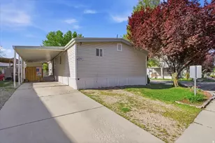 244 E Crescent Pkwy S, Sandy, UT 84070 - Photo 17