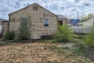 128 4th W, East Carbon, UT 84520 - Photo 3