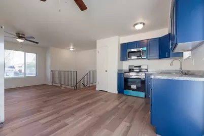 5125 W Loomis Ln, Salt Lake City, UT 84118 - Photo 5