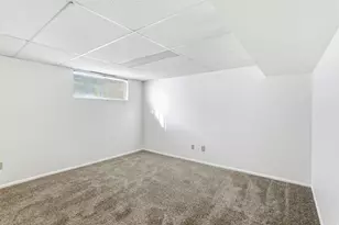 4668 S Greenvalley Dr, Millcreek, UT 84107 - Photo 11