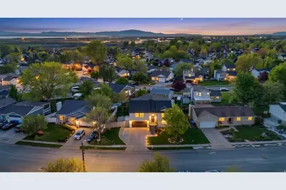 1264 Brooke Ln, Farmington, UT 84025 - Photo 3