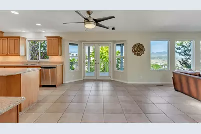 14382 S Debrian Way, Draper, UT 84020 - Photo 9