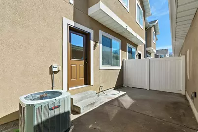 255 W 2700 N #49, Pleasant View, UT 84414 - Photo 21