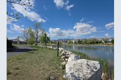 4658 W Boathouse Cir S, South Jordan, UT 84009 - Photo 33