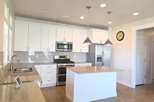 4658 W Boathouse Cir S, South Jordan, UT 84009 - Photo 11