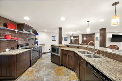 10280 S Dimple Dell Rd, Sandy, UT 84092 - Photo 49