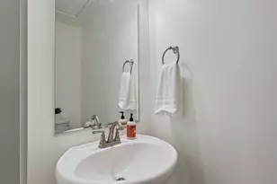 5957 W Lake Ave, South Jordan, UT 84009 - Photo 9