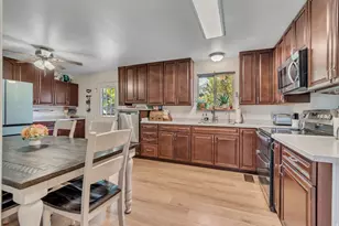 889 E 500 N, Lehi, UT 84043 - Photo 5